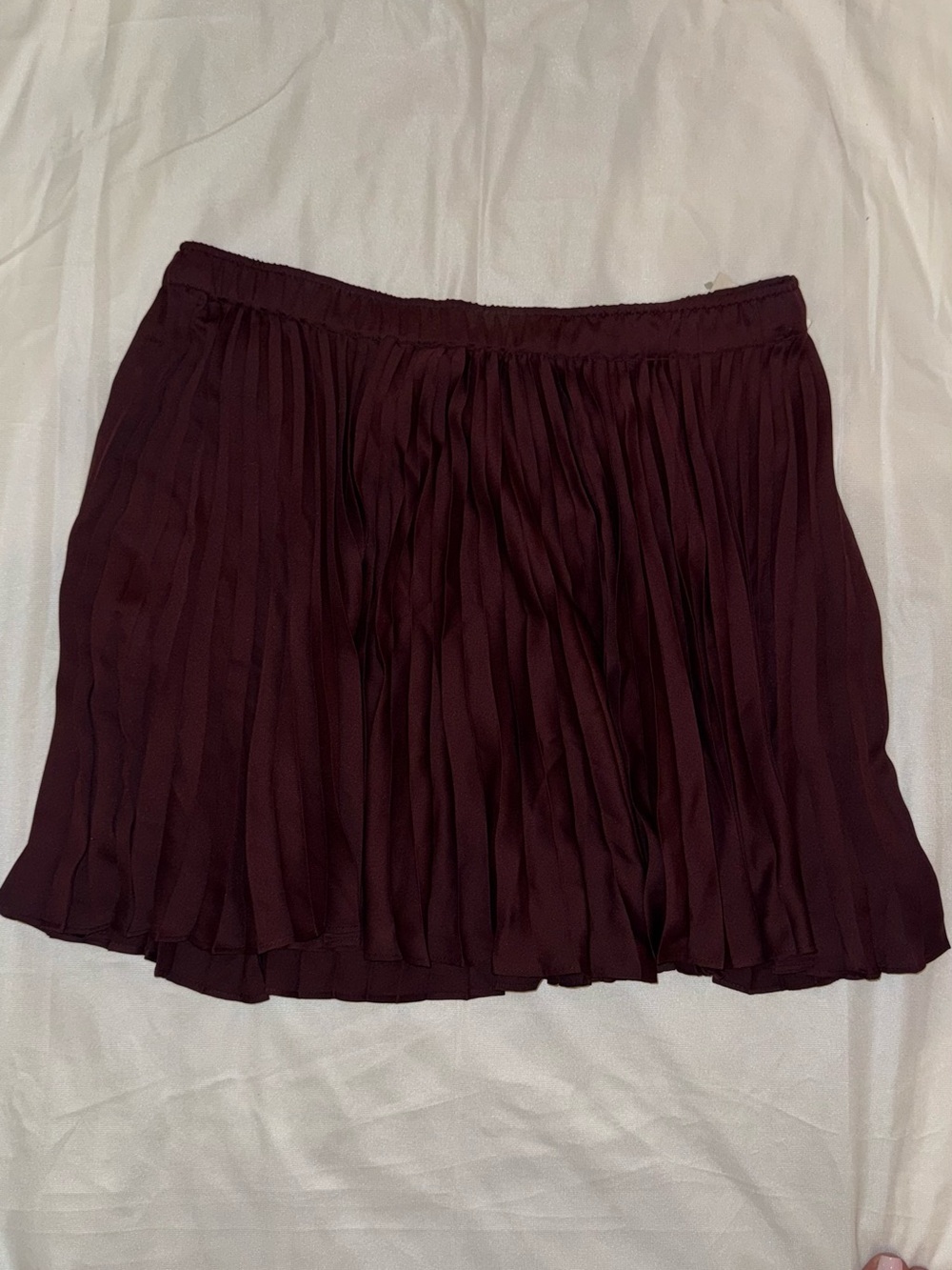 Sears Pleated Mini Skirt in Wine Burgundy